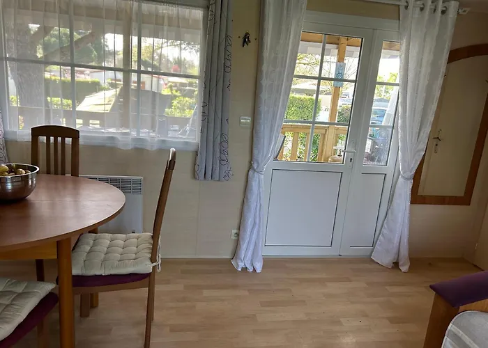 Campsite Mobil Bord De Le Port-des-Barques